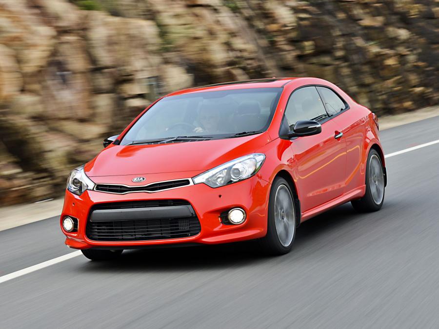  Kia Cerato Koup 2014 года  (ZA) (фото 22 из 30)